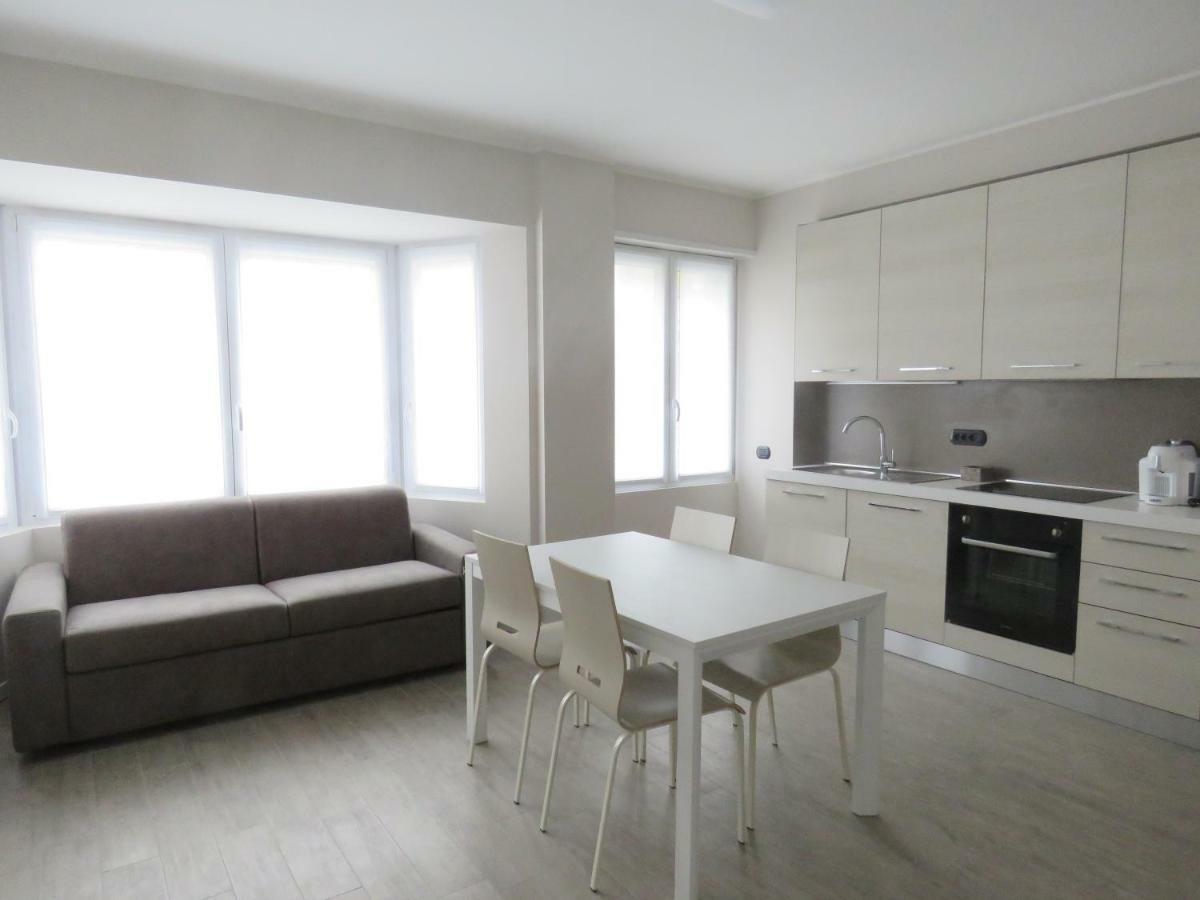 Lake Como Apartments Lecco Eksteriør bilde